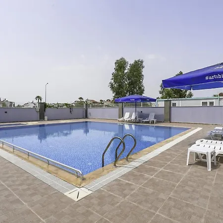 Flat W Shared Pool And Balcony 8 Min To Villa